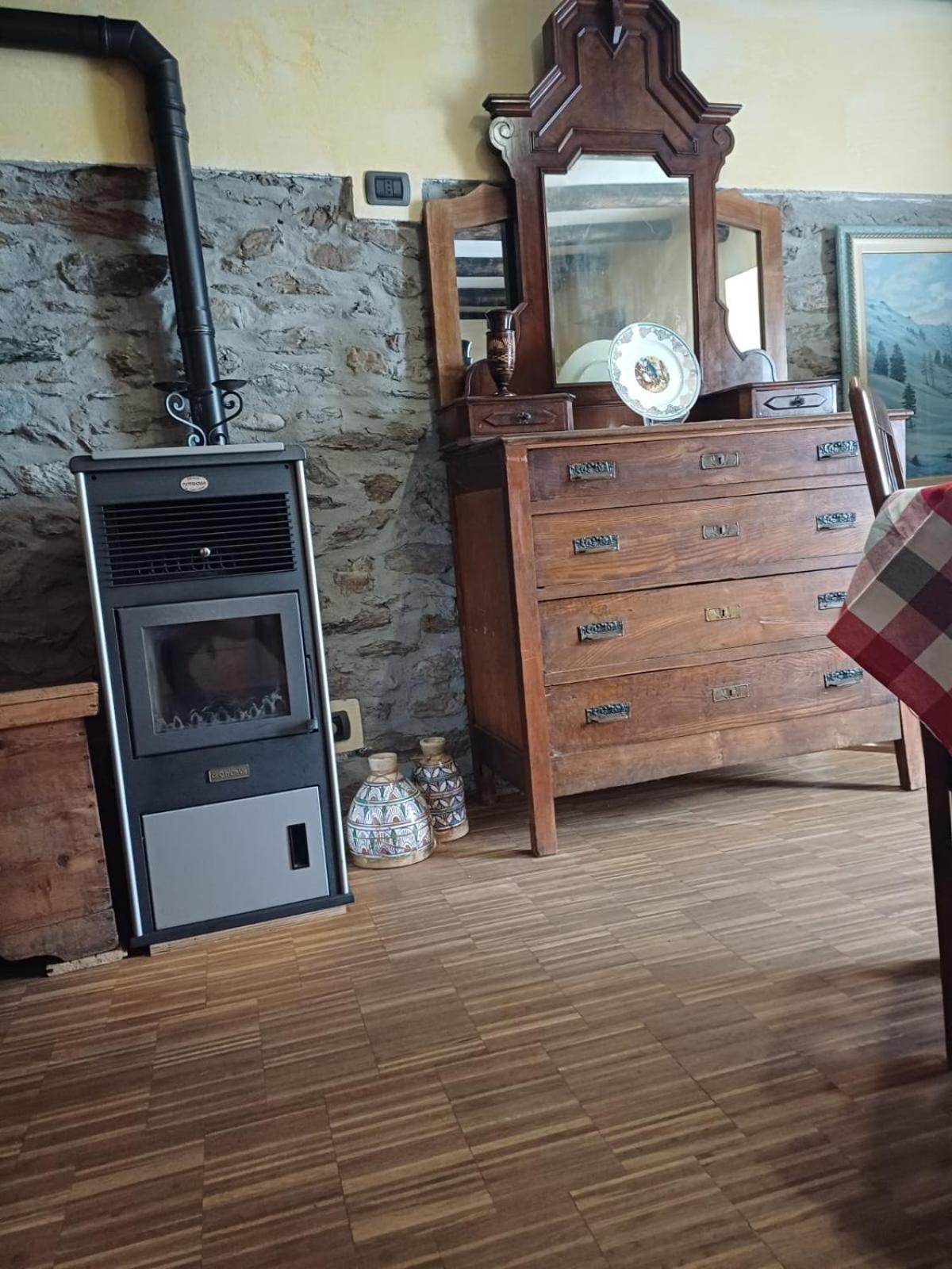 Casa Vacanze Ca' Moreschi Berzo Eksteriør billede
